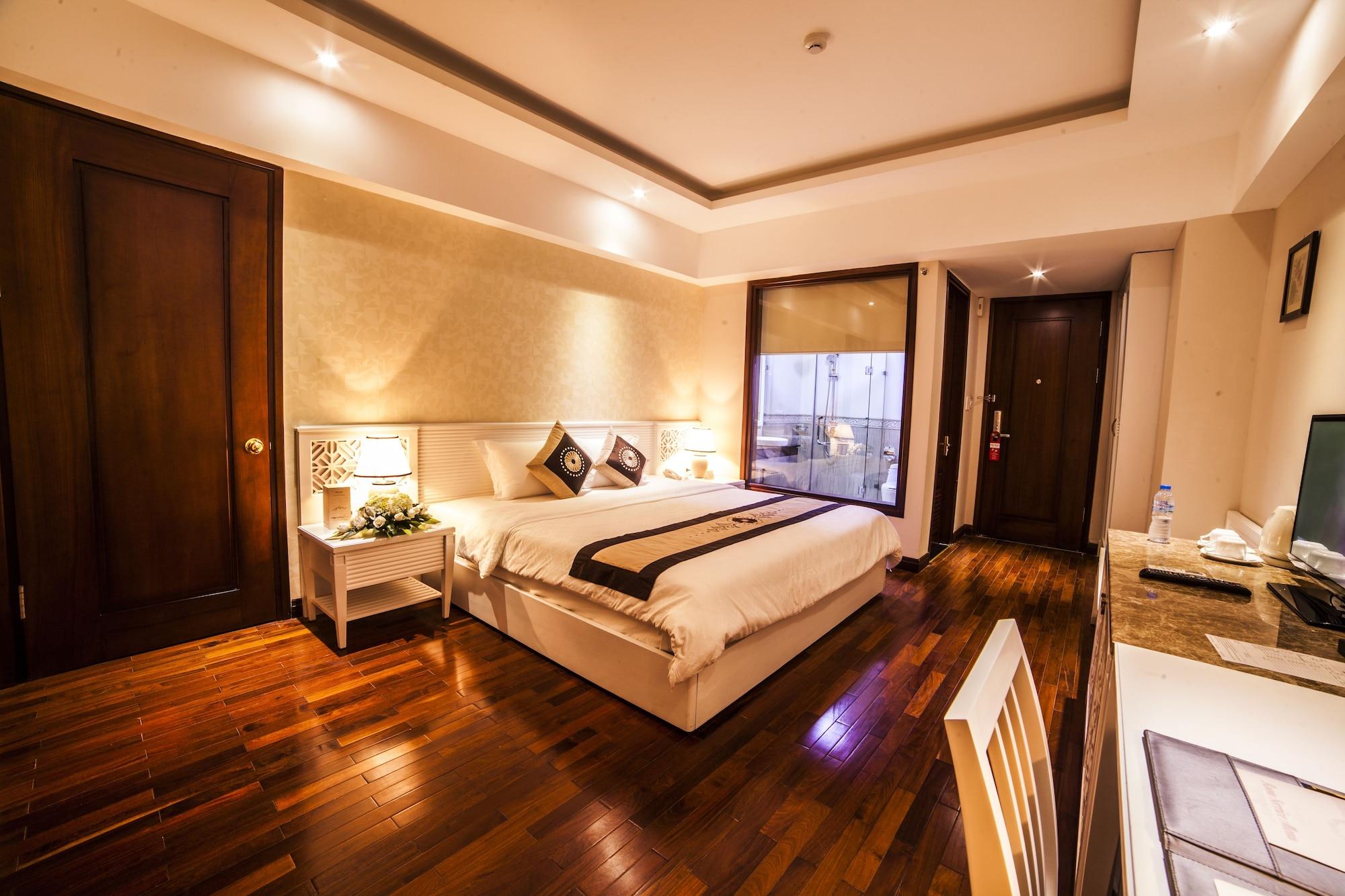 Moonlight Hotel Hue Exterior photo