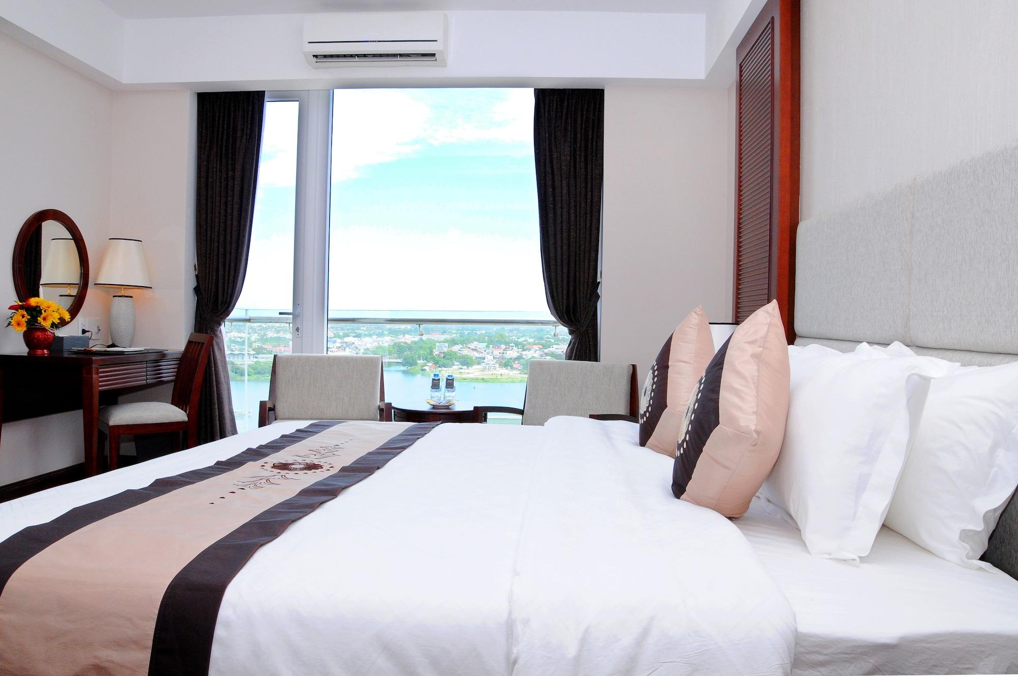 Moonlight Hotel Hue Exterior photo